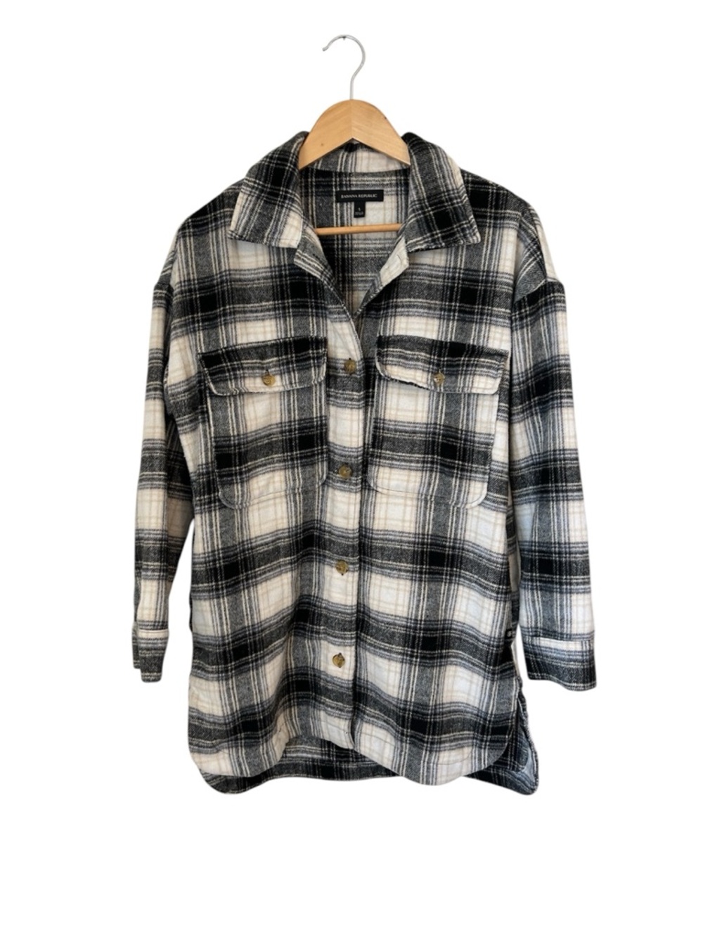 Banana Republic Black and Cream Plaid Button-Up